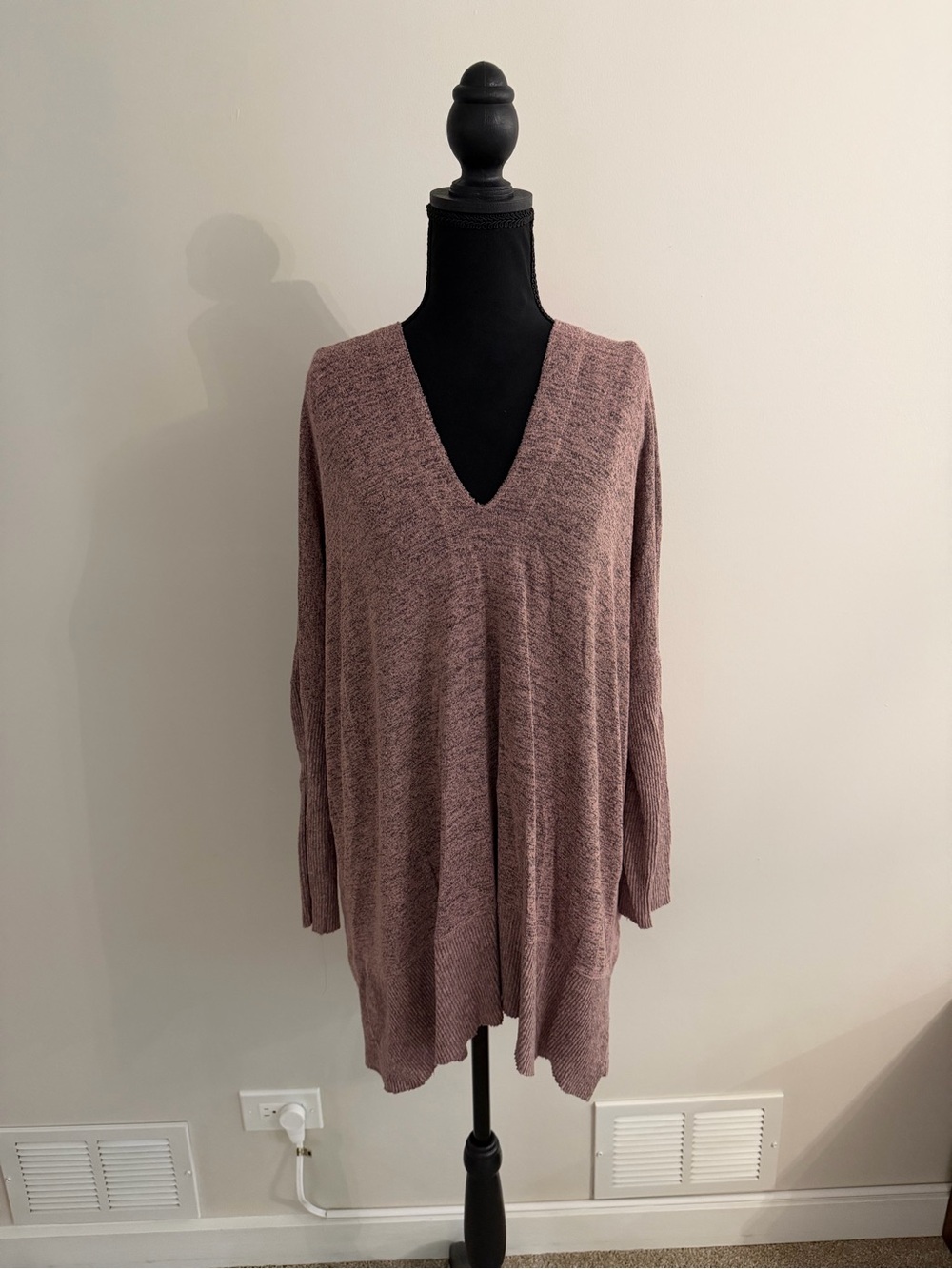 Miss Chievous V-Neck Oversized Sweater in Mauve